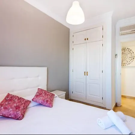 Jabega - 4 Minutes From The